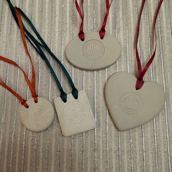 LONGABERGER lot of tie- on Ceramic Vintage‎ Hanging Ornaments 4 pieces - Picture 7 of 7